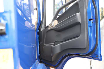 ���� ����˹T9 195���� 4X2 8.2���Ű���ʽ�ػ���(HFC5181XXYB80K1E4S)ͼƬ