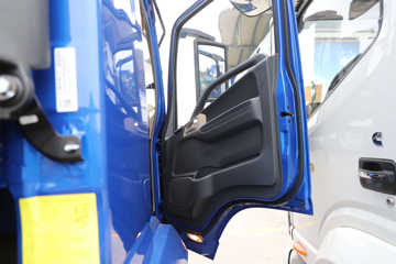 ���� ����˹T9 195���� 4X2 8.2���Ű���ʽ�ػ���(HFC5181XXYB80K1E4S)ͼƬ