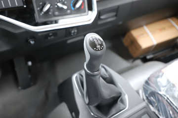 ���� ����˹T9 195���� 4X2 8.2���Ű���ʽ�ػ���(HFC5181XXYB80K1E4S)ͼƬ