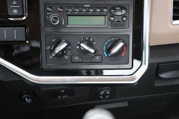 ���� ����˹T9 195���� 4X2 8.2���Ű���ʽ�ػ���(HFC5181XXYB80K1E4S)ͼƬ