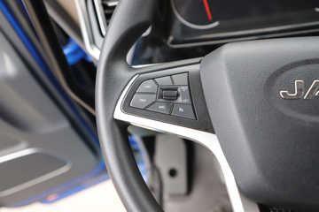 ���� ����˹T9 195���� 4X2 8.2���Ű���ʽ�ػ���(HFC5181XXYB80K1E4S)ͼƬ