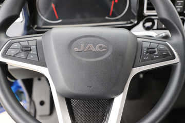 ���� ����˹T9 195���� 4X2 8.2���Ű���ʽ�ػ���(HFC5181XXYB80K1E4S)ͼƬ