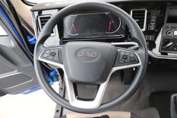 ���� ����˹T9 195���� 4X2 8.2���Ű���ʽ�ػ���(HFC5181XXYB80K1E4S)ͼƬ