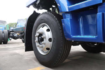 ���� ����˹T9 195���� 4X2 8.2���Ű���ʽ�ػ���(HFC5181XXYB80K1E4S)ͼƬ