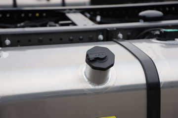 ���� ����˹T9 195���� 4X2 8.2���Ű���ʽ�ػ���(HFC5181XXYB80K1E4S)ͼƬ