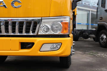 ���� ����G3 140���� 4X2 2.2��˫����ж��(����)ͼƬ