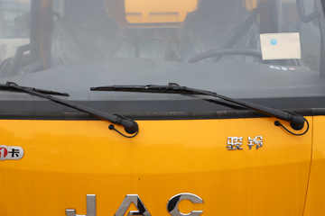 ���� ����G3 140���� 4X2 2.2��˫����ж��(����)ͼƬ