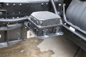 ������� ����EM 4.5T 3.8�׵��Ŵ��綯��ʽ�Ῠ59.4kWhͼƬ