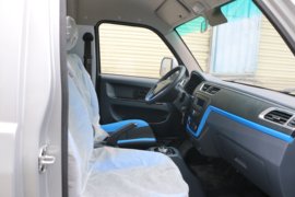 T3LEV&nbsp;电动载货车内饰图片