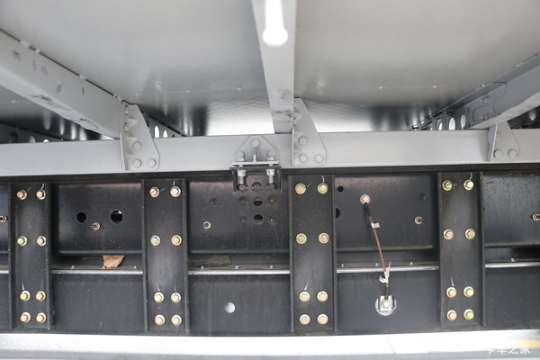 长治市虎6G电动载货车系列,打折优惠,降2万,赶快抢购!