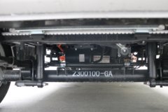 SRM鑫源 T5LEV 2024款城际版 3.5T 3.7米单排纯电动仓栅式微卡70.47kWh