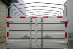 SRM鑫源 T5LEV 2024款城际版 3.5T 3.7米单排纯电动仓栅式微卡70.47kWh