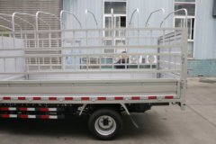 SRM鑫源 T5LEV 2024款城际版 3.5T 3.7米单排纯电动仓栅式微卡70.47kWh
