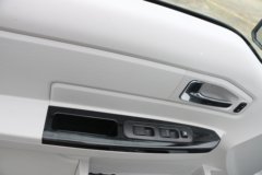 SRM鑫源 E3L 2024款定制标准型 3T 4.9米纯电动封闭货车41.86kWh SRM鑫源 E3L 2024款定制标准型 3T 4.9米纯电动封闭货车41.86kWh