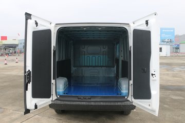 SRM��Դ E3L 2024��Ʊ�׼�� 3T 4.9�״��綯��ջ���41.86kWhͼƬ