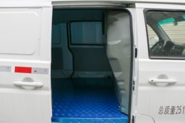 好运&nbsp;电动封闭厢货货厢图片