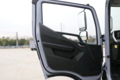 比亚迪T5EV 财富版 4.5T 4.03米单排纯电动厢式轻卡132kWh