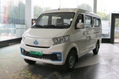 长安跨越 跨越星V5EV 2.5T 7座 4.495米纯电动多用途乘用车41.86kWh
