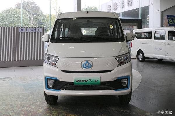 长安跨越星V5EV 旗舰版续航240km 中创新航 38.6kWh 功率60kW
