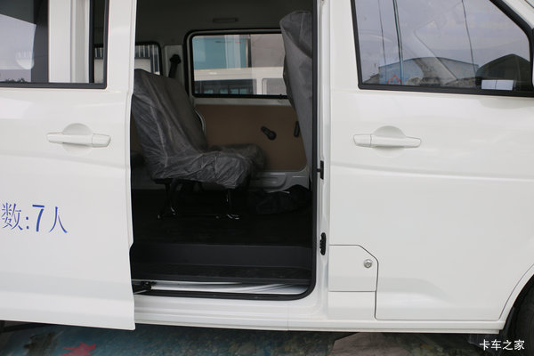 疯狂促销,直降0.2万!深圳市跨越星V5EV电动封闭厢货系列优惠