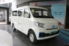 长安跨越 跨越星V7EV 豪华型 2.5T 7座 4.8米纯电动多用途乘用车41.86kWh
