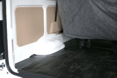 长安跨越 跨越星V7EV 豪华型 2.5T 7座 4.8米纯电动多用途乘用车41.86kWh