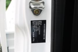 跨越者D5 载货车驾驶室                                               图片