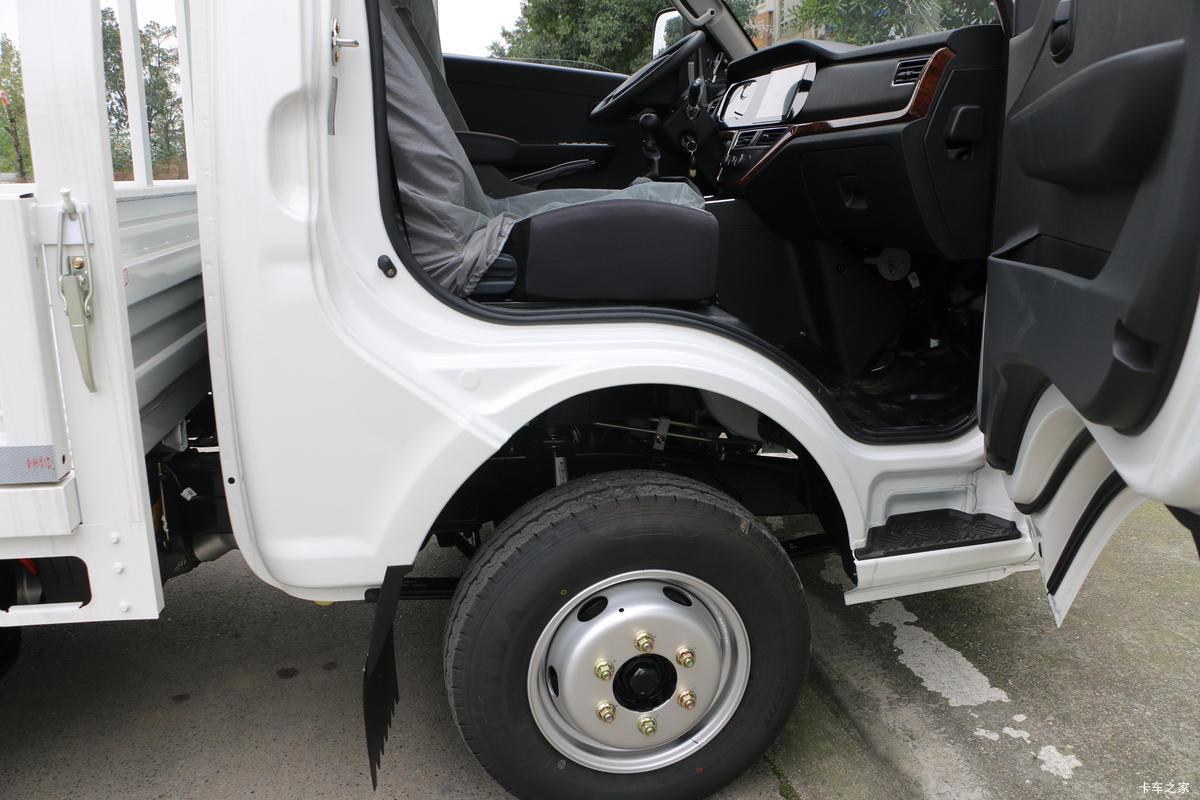  ԽD5 2.0L 122 CNG 3.7׵΢ʻ                                               