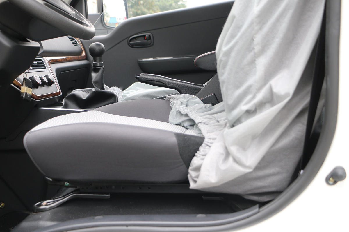  ԽD5 2.0L 122 CNG 3.7׵΢ʻ                                               