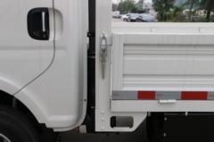 长安 跨越者D5 2.0L 122马力 CNG 3.7米单排栏板微卡