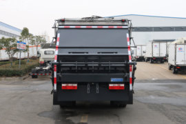 福瑞卡R6&nbsp;垃圾运输车外观图片