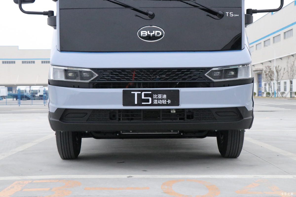 ���ǵ�T5DM �Ƽ��� 4.03�׵��Ų��ʽ���̻�϶�����ʽ�Ῠ55.39kWh���