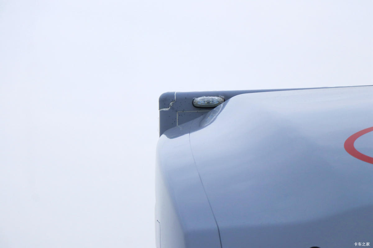 ���ǵ�T5DM �Ƽ��� 4.03�׵��Ų��ʽ���̻�϶�����ʽ�Ῠ55.39kWh���