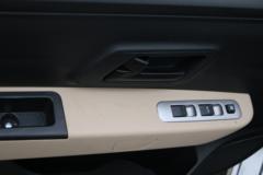 长安跨越 新豹T3 PLUS EV 3T 3.2米单排纯电动栏板微卡41.86kWh