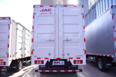 江淮 领跑L6 137马力 4.15米单排厢式轻卡(HFC5043XXYP21K4C7S)