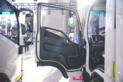 江淮 领跑L6 137马力 4.15米单排厢式轻卡(HFC5043XXYP21K4C7S)