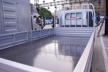 ���� ˧��S7 ��ҫ�� 180���� 4.22�׵��������ῨͼƬ