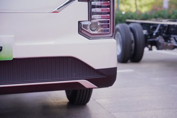 ���� ˧��ES9 4.5T 4.15�׵��Ŵ��綯��ʽ�Ῠ120.27kWhͼƬ