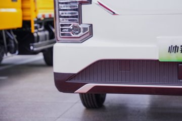 ���� ˧��ES9 4.5T 4.15�׵��Ŵ��綯��ʽ�Ῠ120.27kWhͼƬ