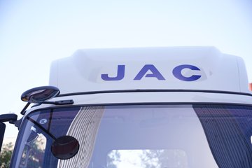 ���� ˧��ES9 4.5T 4.15�׵��Ŵ��綯��ʽ�Ῠ120.27kWhͼƬ