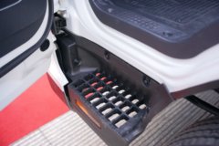 江淮 帅铃ES9 4.5T 4.15米单排纯电动厢式轻卡120.27kWh