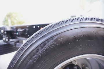 ���� ˧��ES9 4.5T 4.15�׵��Ŵ��綯��ʽ�Ῠ120.27kWhͼƬ