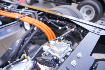 ���� ˧��ES9 4.5T 4.15�׵��Ŵ��綯��ʽ�Ῠ120.27kWhͼƬ