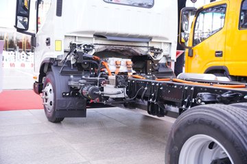 ���� ˧��ES9 4.5T 4.15�׵��Ŵ��綯��ʽ�Ῠ120.27kWhͼƬ