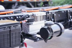 江淮 帅铃ES9 4.5T 4.15米单排纯电动厢式轻卡120.27kWh