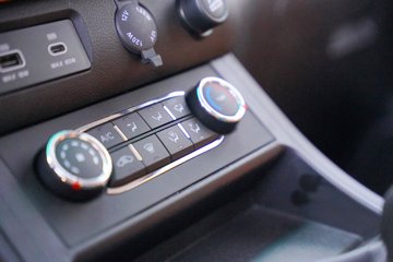 ��������L3 2.0L���� 150���� ����5�� Һɲ 3.8�׵�����ʽ�ῨͼƬ