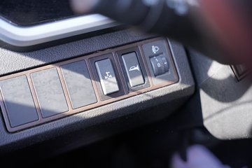 ���� ����T7 200���� 4X2 4.15���Ű���ж��(HFC3180P41K1C7S-1)ͼƬ