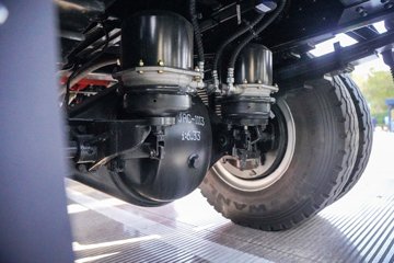 ���� ����T7 200���� 4X2 4.15���Ű���ж��(HFC3180P41K1C7S-1)ͼƬ