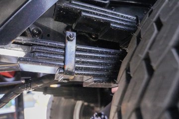 ���� ����T7 200���� 4X2 4.15���Ű���ж��(HFC3180P41K1C7S-1)ͼƬ