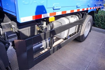 ���� ����T7 200���� 4X2 4.15���Ű���ж��(HFC3180P41K1C7S-1)ͼƬ